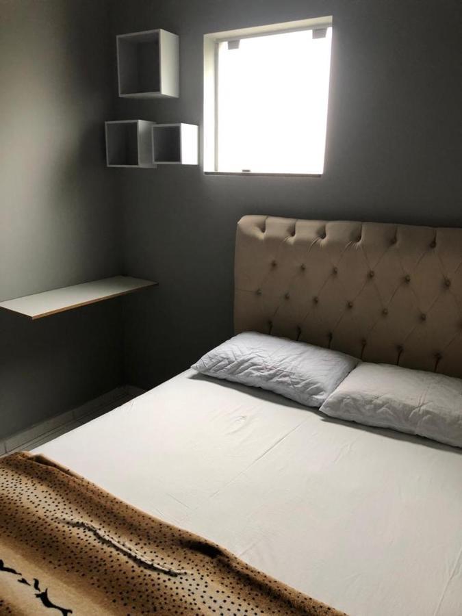 Hostel E Pousada Londrina Rodoviaria Centro Quartos Individuais Com Chave E Wi-Fi Bagian luar foto